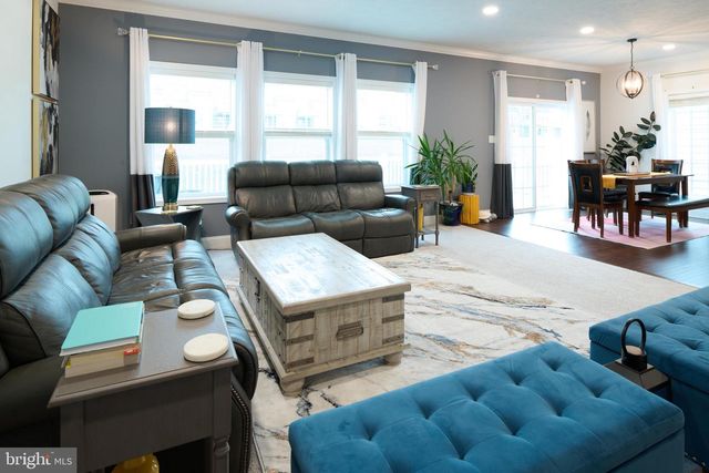 172 SUSSEX DR, State College, PA 16801