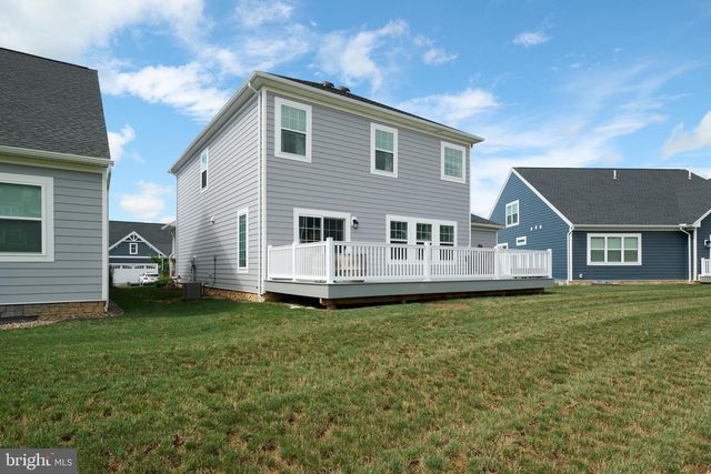 172 SUSSEX DR, State College, PA 16801