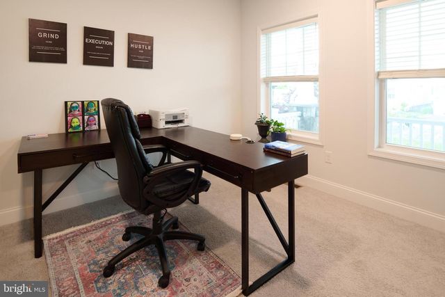 172 SUSSEX DR, State College, PA 16801