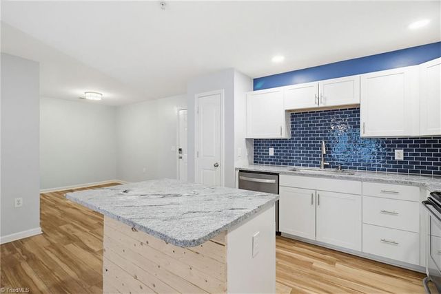 7100 W Friendly Avenue 205, Greensboro, NC 27410