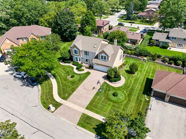 707 Republic Court, Schaumburg, IL 60193