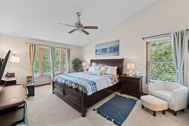 707 Republic Court, Schaumburg, IL 60193