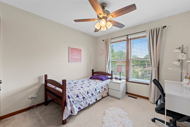 707 Republic Court, Schaumburg, IL 60193