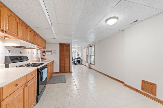 707 Republic Court, Schaumburg, IL 60193