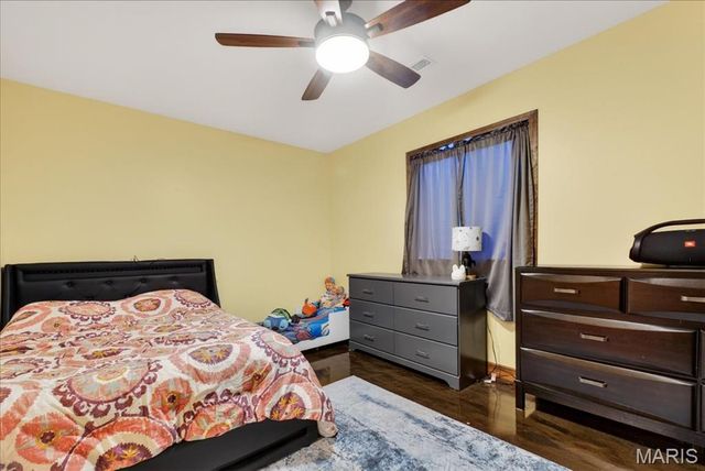 1985 Heritage Farms Drive, Pacific, MO 63069