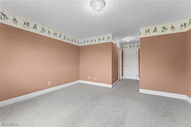 2595 Augusta Drive SE, Massillon, OH 44646