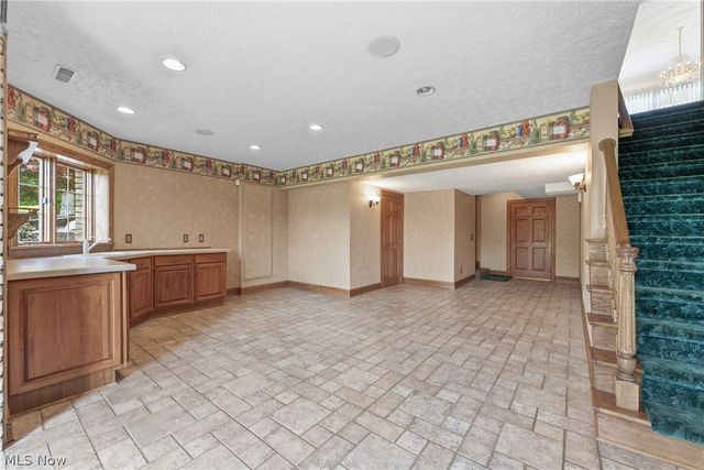 2595 Augusta Drive SE, Massillon, OH 44646
