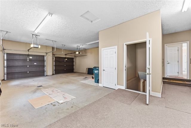 2595 Augusta Drive SE, Massillon, OH 44646