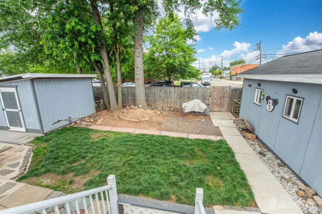64 pinho Avenue, Carteret, NJ 07008