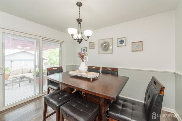 64 pinho Avenue, Carteret, NJ 07008