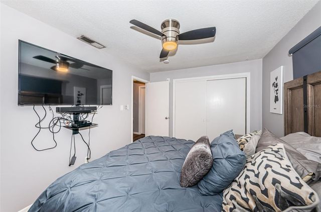 5052 STARFISH DRIVE SE D, St Petersburg, FL 33705