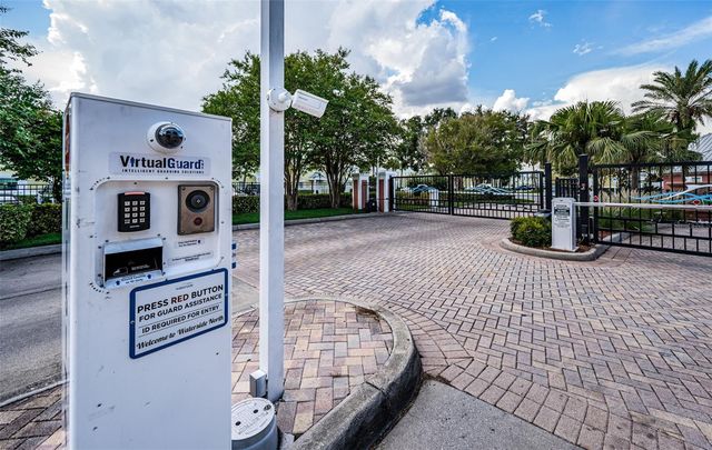 5052 STARFISH DRIVE SE D, St Petersburg, FL 33705