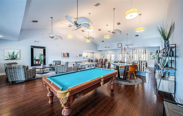 5052 STARFISH DRIVE SE D, St Petersburg, FL 33705