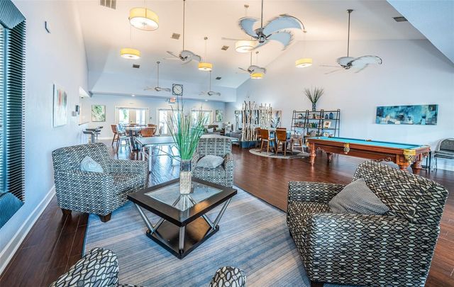 5052 STARFISH DRIVE SE D, St Petersburg, FL 33705