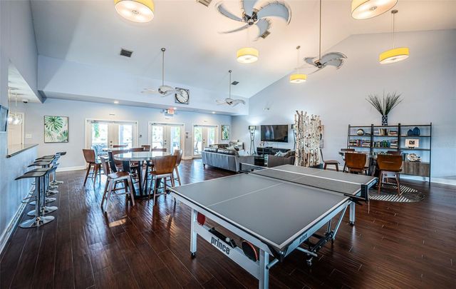 5052 STARFISH DRIVE SE D, St Petersburg, FL 33705