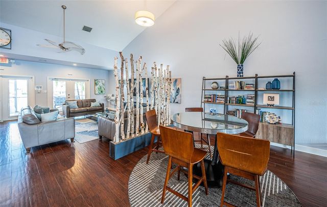 5052 STARFISH DRIVE SE D, St Petersburg, FL 33705