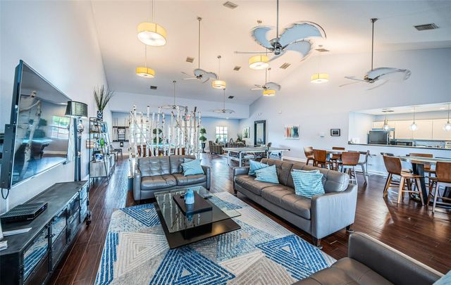 5052 STARFISH DRIVE SE D, St Petersburg, FL 33705