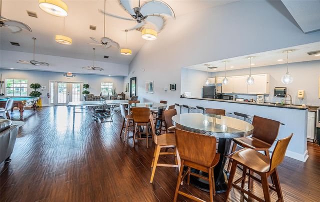 5052 STARFISH DRIVE SE D, St Petersburg, FL 33705