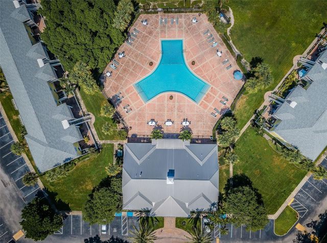 5052 STARFISH DRIVE SE D, St Petersburg, FL 33705