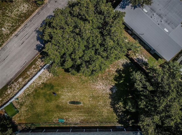 5052 STARFISH DRIVE SE D, St Petersburg, FL 33705