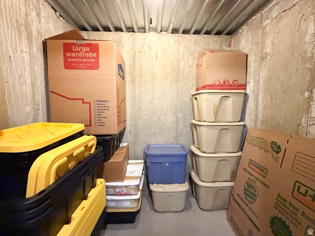 3317 W 2450 N, Plain City, UT 84404