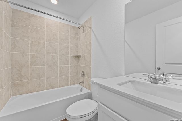 14723 Armstrong Fld, San Antonio, TX 78245