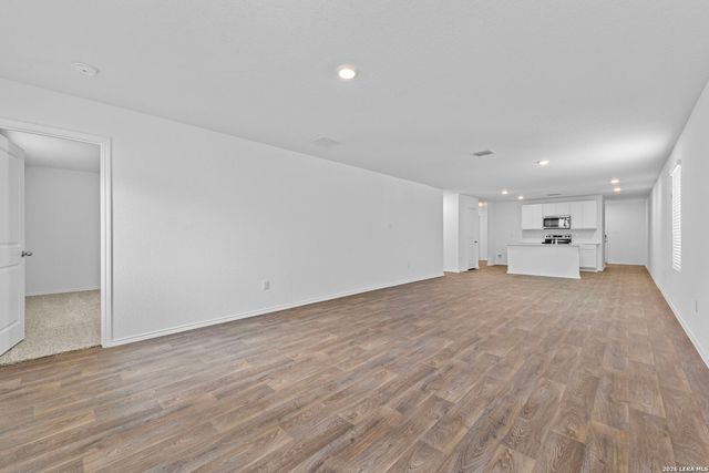 14723 Armstrong Fld, San Antonio, TX 78245