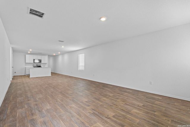 14723 Armstrong Fld, San Antonio, TX 78245