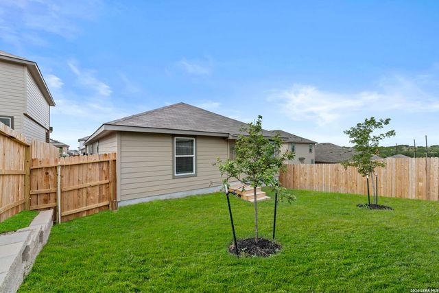 14723 Armstrong Fld, San Antonio, TX 78245