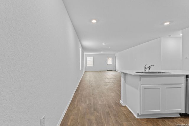 14723 Armstrong Fld, San Antonio, TX 78245