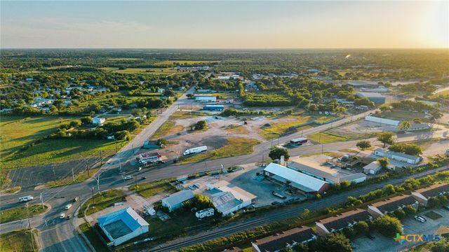 2408 Ben Jordan Street, Victoria, TX 77901