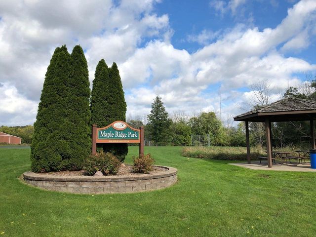12785 W Bobwood ROAD, New Berlin, WI 53151