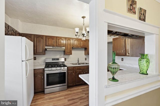 227 E ROSS ST, Lancaster, PA 17602