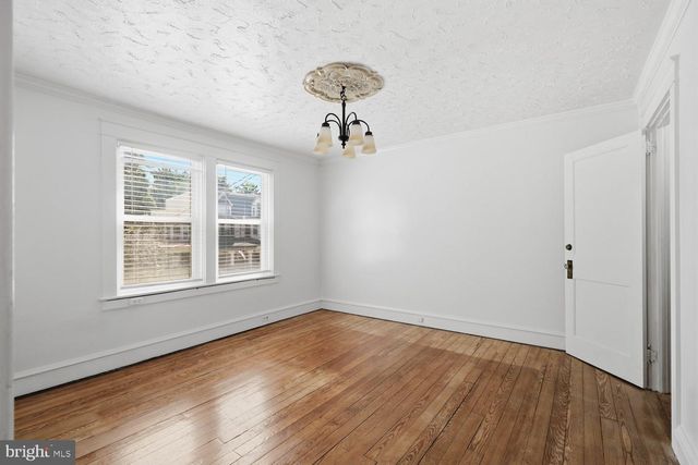 227 E ROSS ST, Lancaster, PA 17602