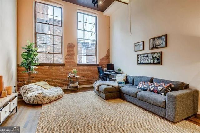 19 Hilliard Street 4, Atlanta, GA 30312