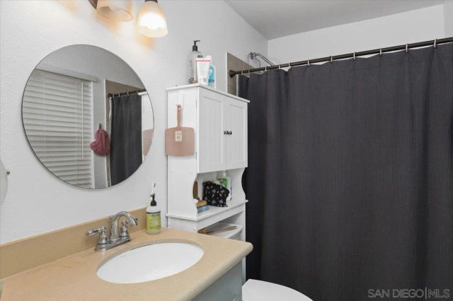 1651 S Juniper St 242, Escondido, CA 92025