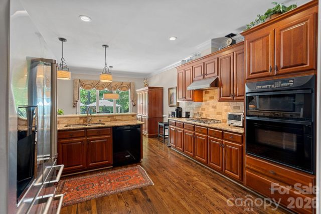 13621 Robert Walker Drive, Davidson, NC 28036