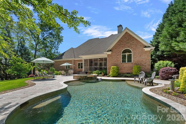 13621 Robert Walker Drive, Davidson, NC 28036