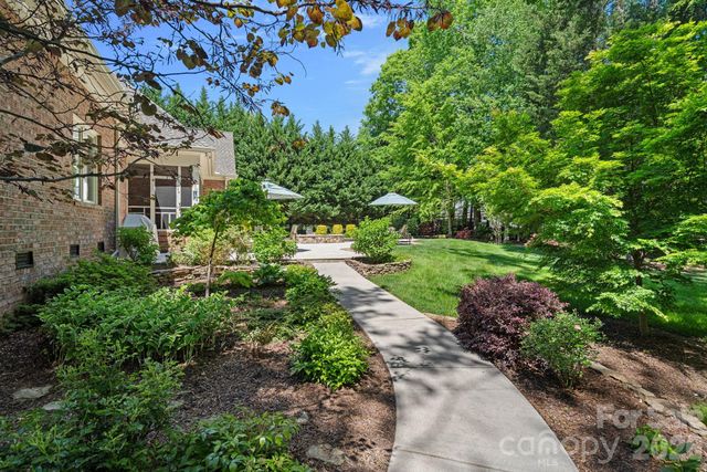 13621 Robert Walker Drive, Davidson, NC 28036