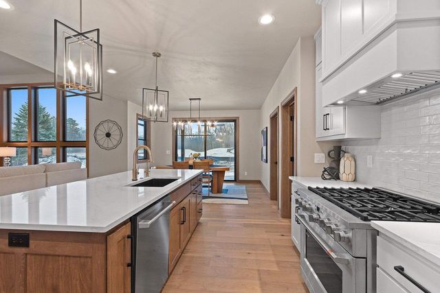 4093 HALF CROWN, De Pere, WI 54115