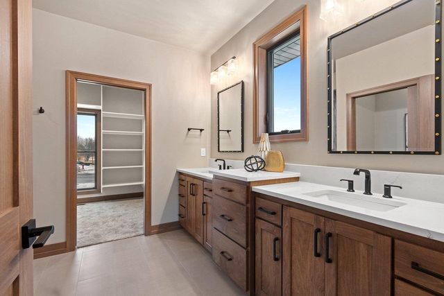 4093 HALF CROWN, De Pere, WI 54115