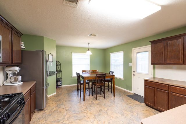 921 Sage Street, Baytown, TX 77521
