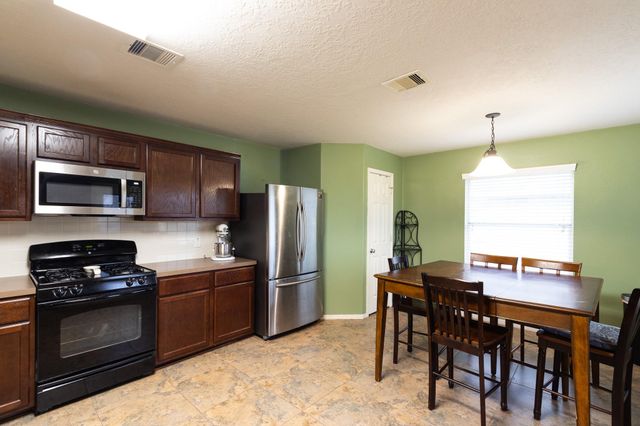 921 Sage Street, Baytown, TX 77521