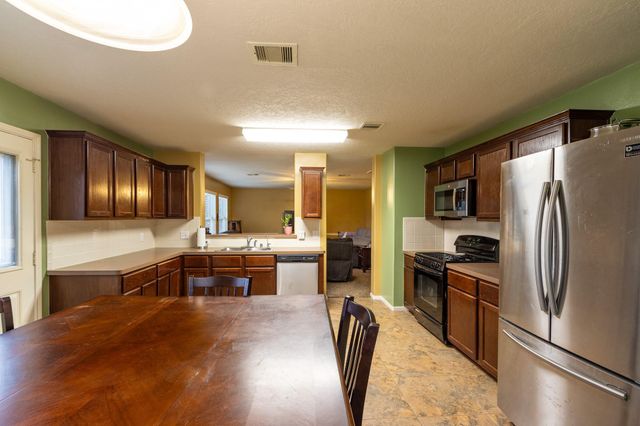 921 Sage Street, Baytown, TX 77521