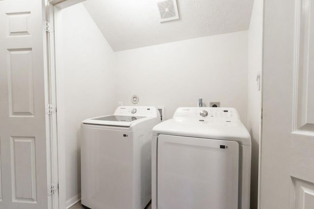 921 Sage Street, Baytown, TX 77521