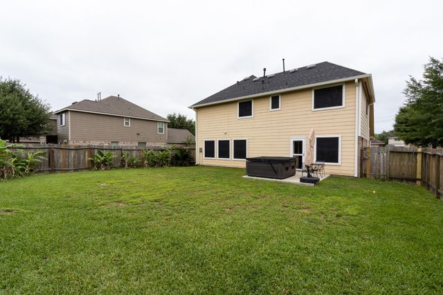 921 Sage Street, Baytown, TX 77521