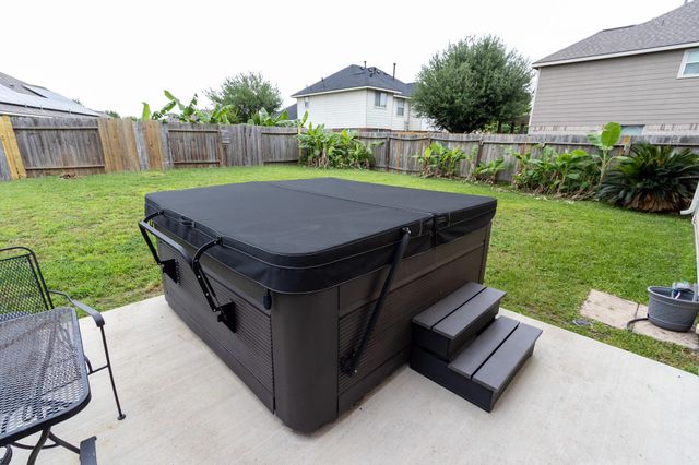 921 Sage Street, Baytown, TX 77521