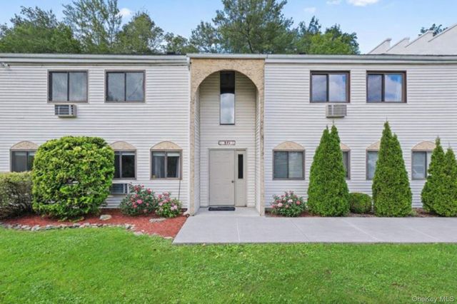 16 Carnaby Street A, Wappingers Falls, NY 12589