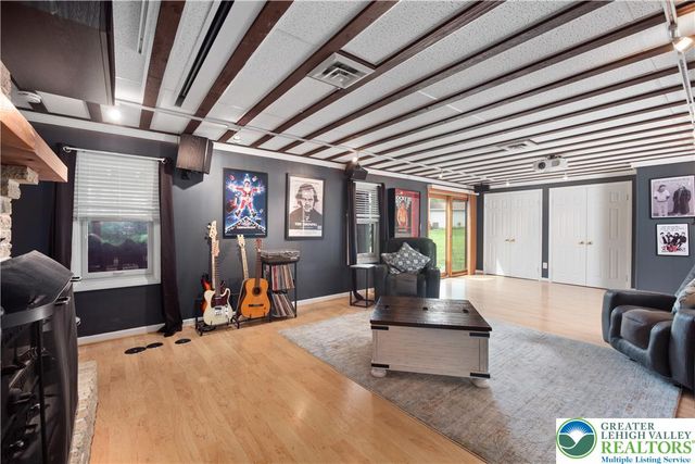 8138 Pheasant Run, Upper Macungie Twp, PA 18051
