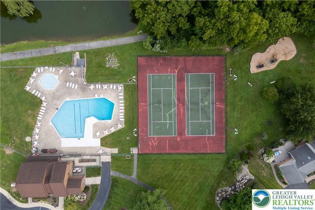 8138 Pheasant Run, Upper Macungie Twp, PA 18051